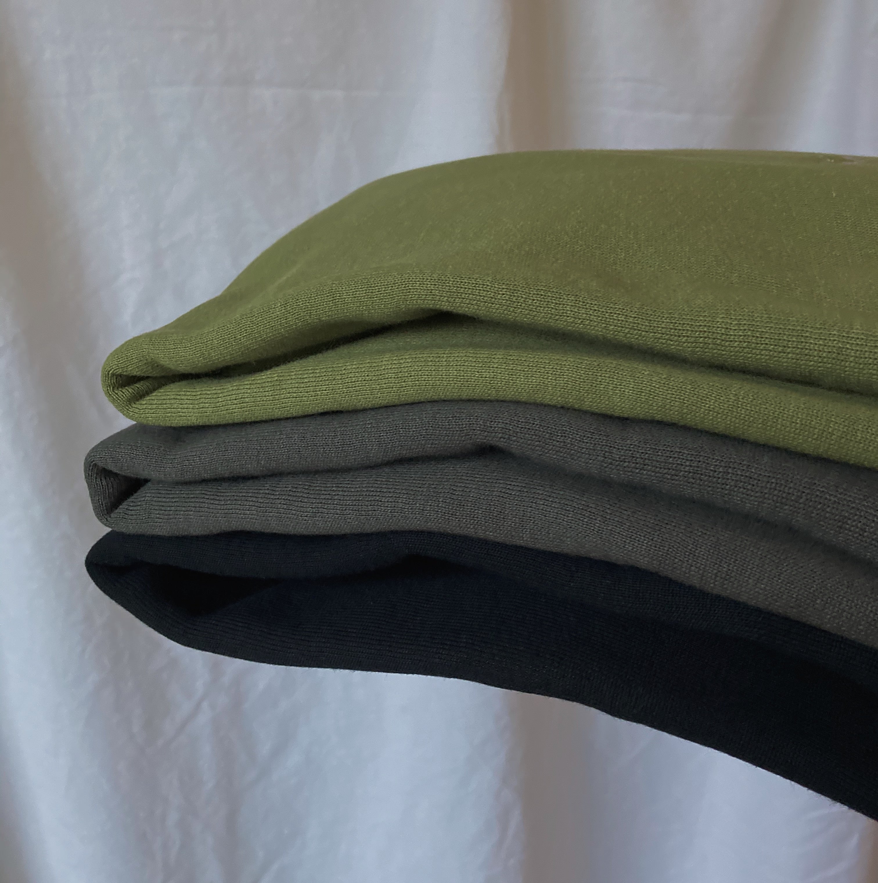 Unisex Logo Sweatshirt in Olive